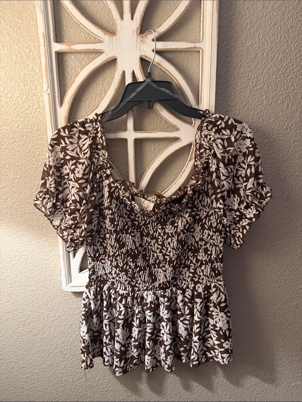Brown Floral Smocked Puff Sleeve Top
